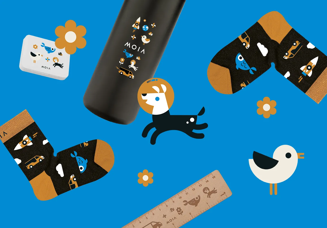 Ein Bild mit Socken, Flasche, Lineal und Zeichnungen eines Hundes und einer Möwe